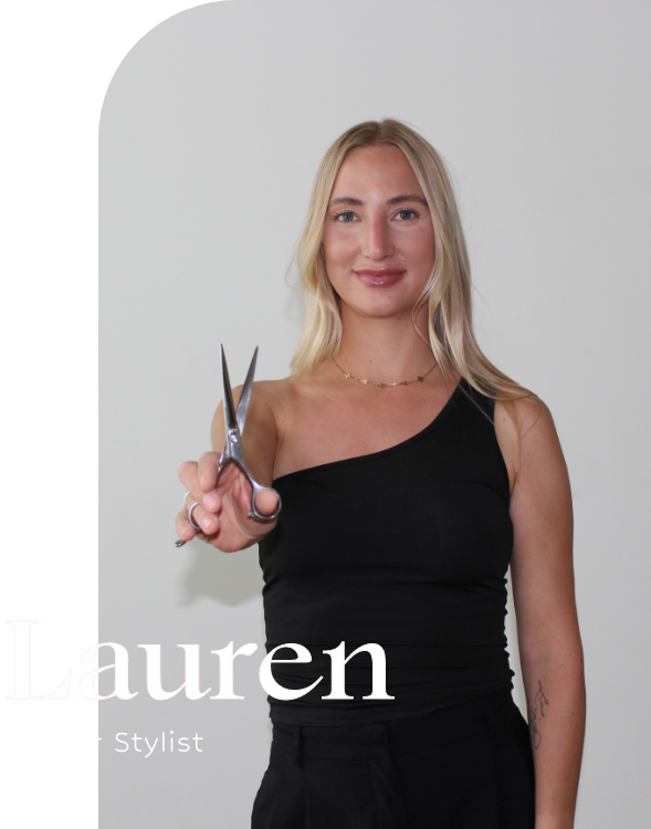 lauren_group Lauren - Master Stylist